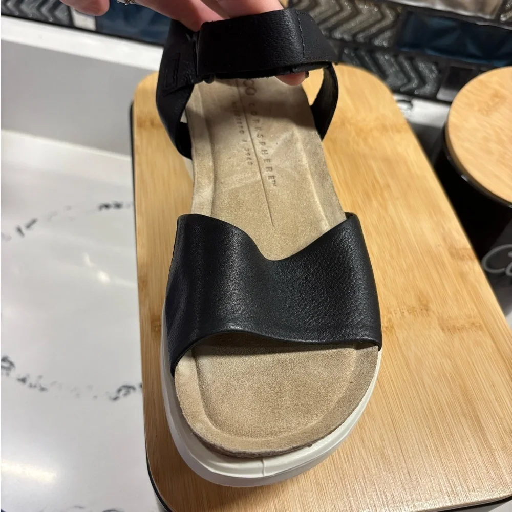 Ecco Black Leather Slides with Tan Footbed